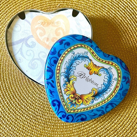 Brighton Jewelry Tin π - Picture 3 of 4